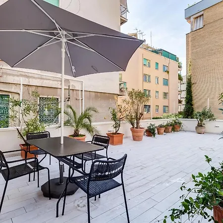 Gianicolo With Terrace Apartment *