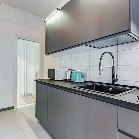 Gianicolo With Terrace Apartment Rome