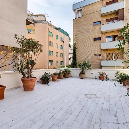 Gianicolo With Terrace Διαμέρισμα